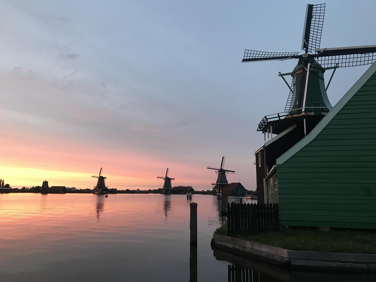 Stay Overnight At Windmill Village Zaanse Schans - Amsterdam Zaandam Exterior foto